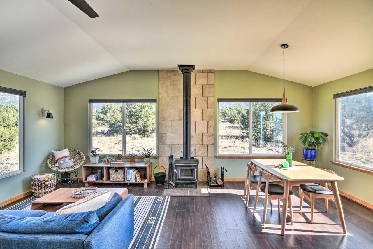 Villa Cozy Remote Retreat • Mountain Views • Stargazing Crestone Exterior foto